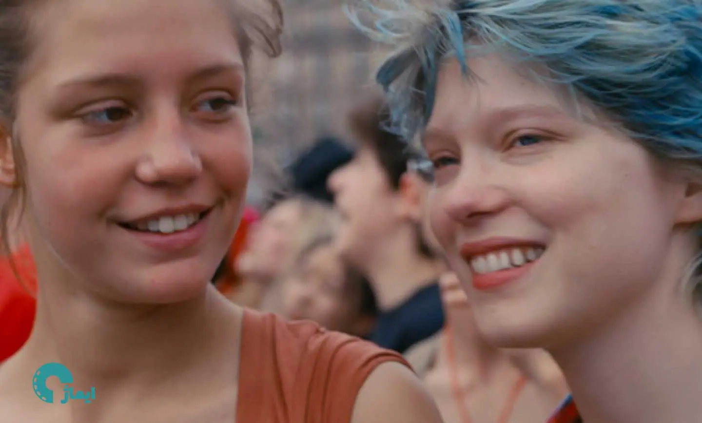 آبی گرم‌ترین رنگ سال | blue is the warmest color emma